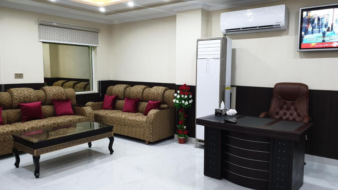 לאהור Hotel White Pearl מראה חיצוני תמונה