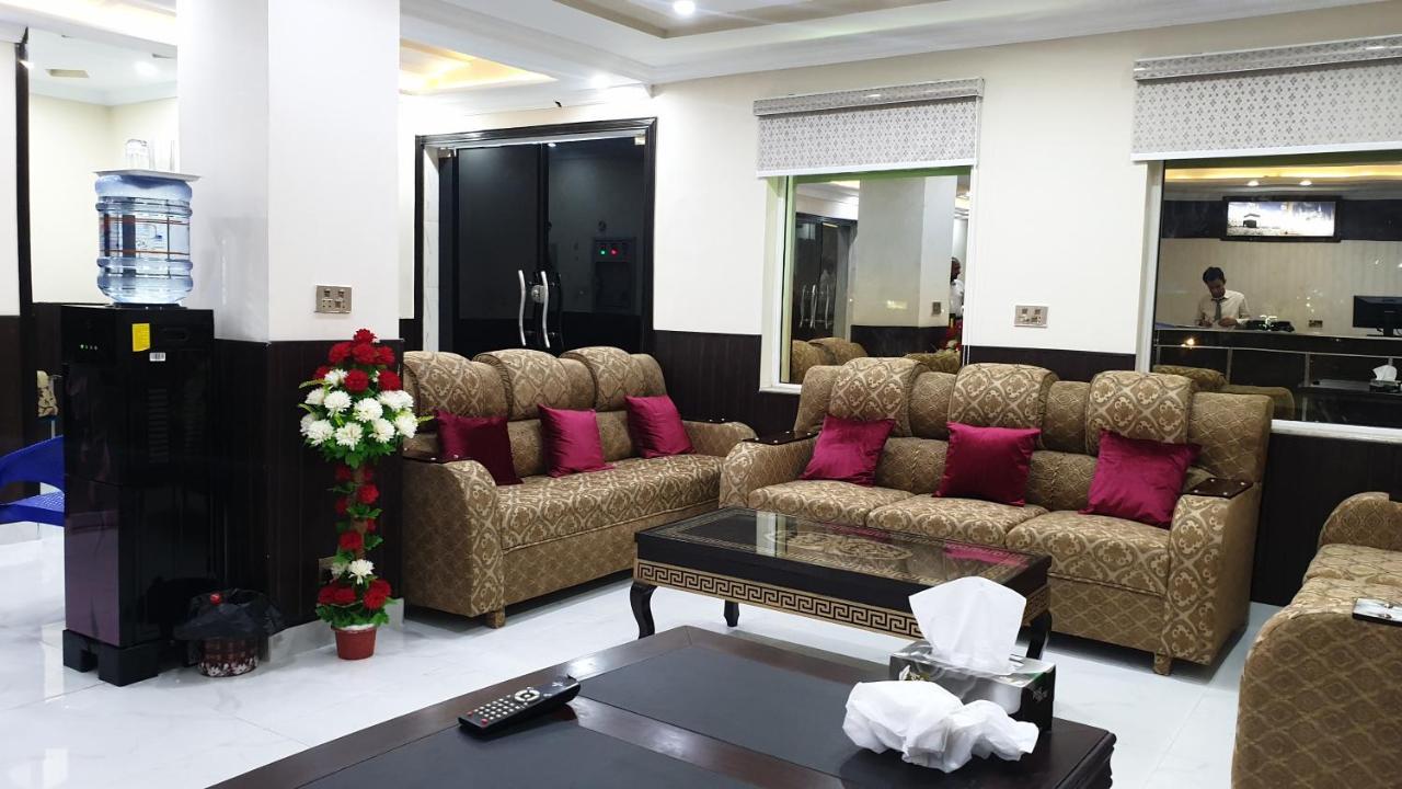 לאהור Hotel White Pearl מראה חיצוני תמונה