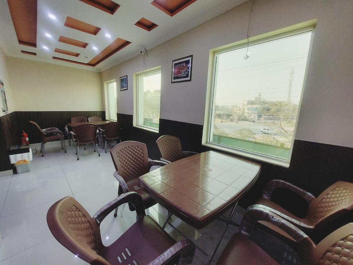לאהור Hotel White Pearl מראה חיצוני תמונה